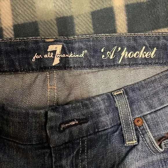 Women’s 7 For All Mankind Jeans - Picture 3 of 5